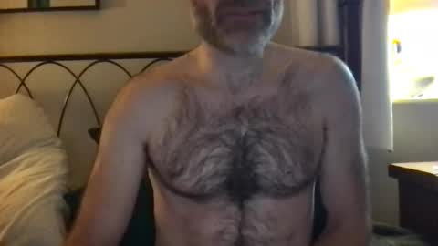 Snapshot of saint009 chatting on December 16, 3:11 pm saint009 online show from December 16, 3:11 pm