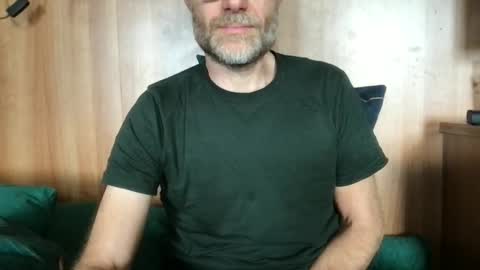 Snapshot of saint009 chatting on June 9, 1:34 pm saint009 online show from June 9, 1:34 pm