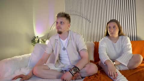 saint__vicious online show from September 16, 8:21 pm