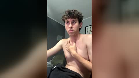 Snapshot of saint_nott chatting on April 20, 7:26 pm saint_nott online show from April 20, 7:26 pm