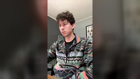 Snapshot of saint_nott chatting on July 9, 2:32 pm saint_nott online show from July 9, 2:32 pm