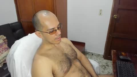 saintedy01 online show from December 17, 7:37 pm