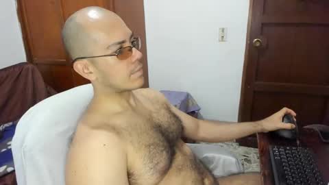 saintedy01 online show from October 11, 3:32 pm