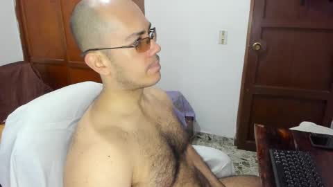 saintedy01 online show from October 17, 11:57 am