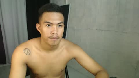 Taylor online show from November 11, 7:03 pm