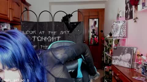    online show from April 18, 8:18 am