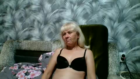 Snapshot of sakura_blonde chatting on October 15, 8:53 pm sakura_blonde online show from October 15, 8:53 pm
