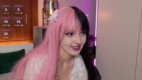 Snapshot of sakura_miss chatting on June 21, 6:38 am sakura_miss online show from June 21, 6:38 am