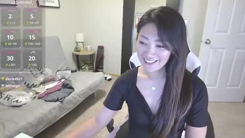 Snapshot of sakuura7 chatting on October 5, 10:46 am Sakura online show from October 5, 10:46 am