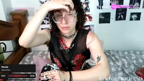 Sam online show from May 14, 8:15 pm