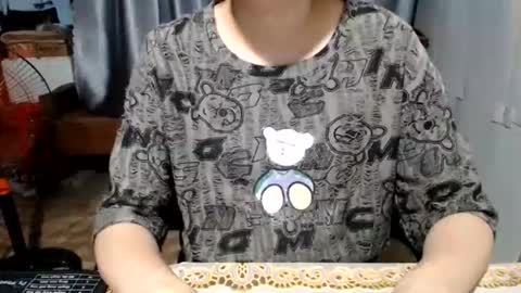 Snapshot of sali_babie chatting on May 17, 8:23 am sali_babie online show from May 17, 8:23 am