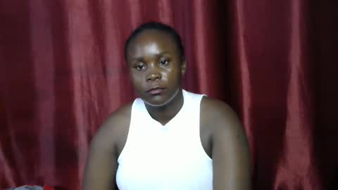 sally_bee1 online show from March 10, 5:07 pm