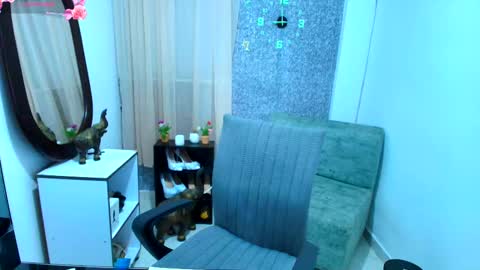 sally_ricci online show from September 23, 1:58 pm