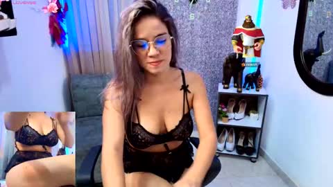 sally_ricci online show from February 23, 10:18 pm