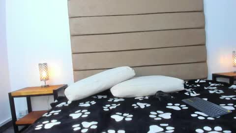 sally rosses online show from February 25, 12:03 pm