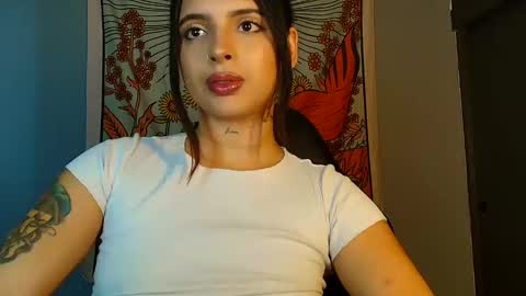 sallymaddoxx online show from November 4, 11:37 pm