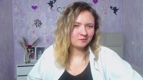 Sally online show from February 20, 1:25 am