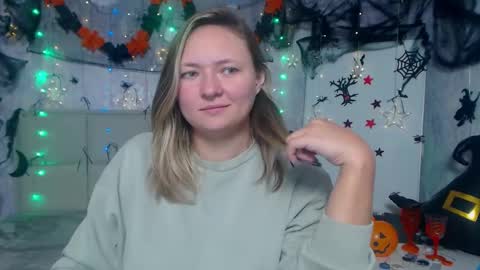 Sally online show from October 24, 5:42 pm