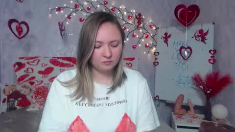 Sally online show from February 5, 8:35 pm