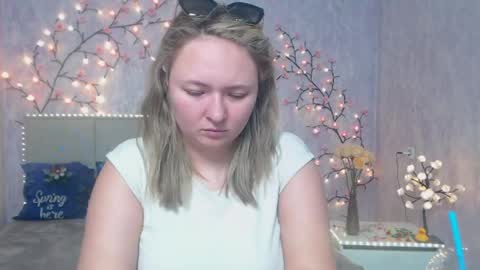 Sally online show from May 4, 6:37 pm