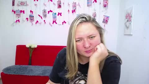 Sally online show from May 15, 5:42 pm