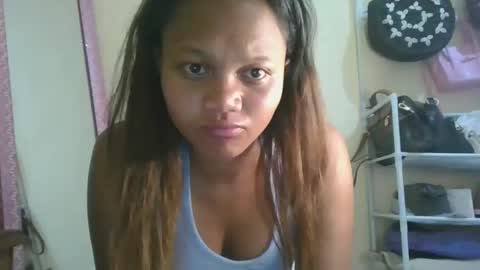 Snapshot of sallywett chatting on March 15, 9:21 pm SallyWett online show from March 15, 9:21 pm