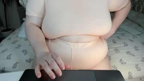 SalmaRoth online show from February 23, 8:00 pm