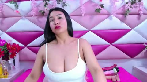 Snapshot of salmasantos chatting on October 28, 3:10 am salmasanto online show from October 28, 3:10 am