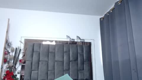 Snapshot of salmma_milf chatting on February 12, 12:00 pm Salmma online show from February 12, 12:00 pm