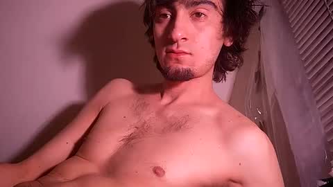 Snapshot of salmonman1305 chatting on March 6, 9:47 am salmonman1305 online show from March 6, 9:47 am