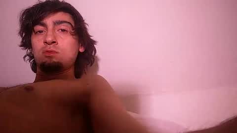 Snapshot of salmonman1305 chatting on March 8, 1:50 am salmonman1305 online show from March 8, 1:50 am