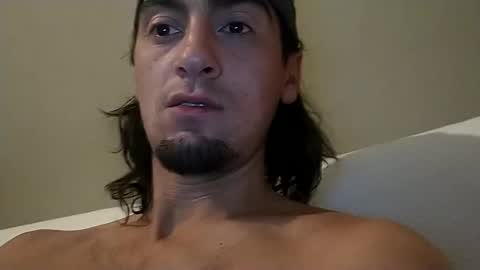 Snapshot of salmonman1305 chatting on October 17, 10:51 am salmonman1305 online show from October 17, 10:51 am