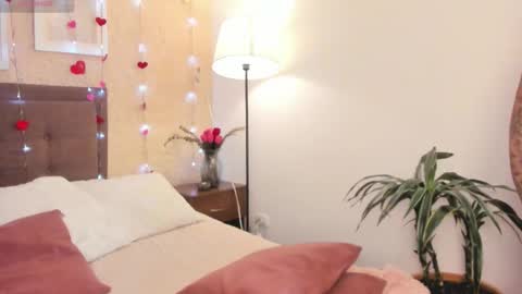 Salo     online show from February 20, 2:39 pm