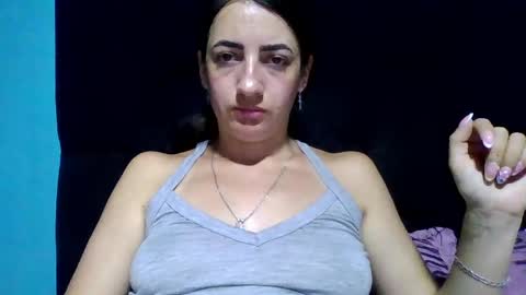 Snapshot of salo_heavenn chatting on May 27, 2:19 am salome online show from May 27, 2:19 am