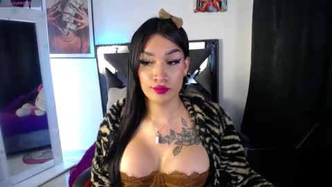 Snapshot of salo_hot01 chatting on February 11, 3:11 am SALO HOT online show from February 11, 3:11 am