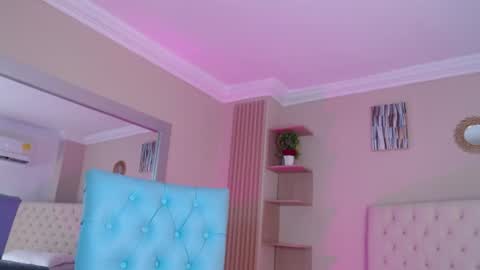 salome__2002 online show from June 12, 12:15 pm