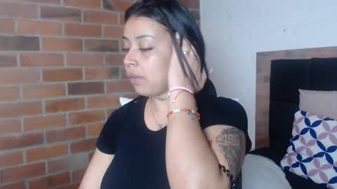   online show from February 4, 7:31 pm