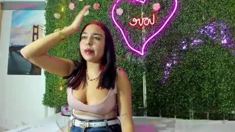 Snapshot of salome_domi chatting on December 13, 7:10 pm salome online show from December 13, 7:10 pm