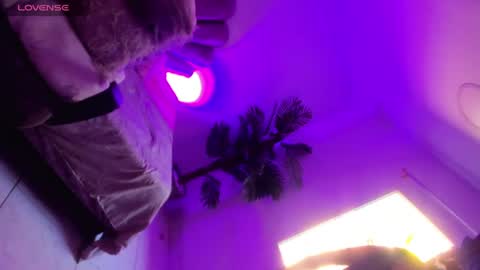 salome_saenz666 online show from July 15, 6:46 pm