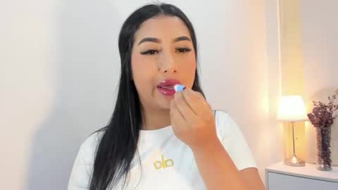   online show from November 8, 8:40 pm