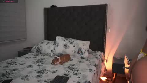 Snapshot of salomedyla chatting on July 8, 12:48 am salomedyla online show from July 8, 12:48 am
