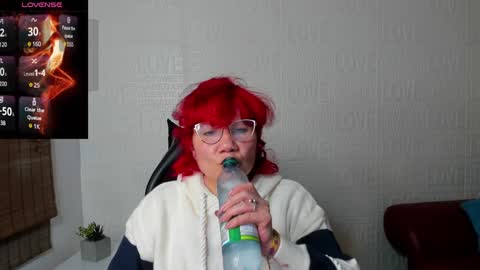 Snapshot of salomee_diazz chatting on December 27, 9:22 pm Salomee diazz online show from December 27, 9:22 pm