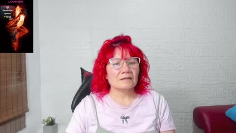 Snapshot of salomee_diazz chatting on January 4, 9:09 pm Salomee diazz online show from January 4, 9:09 pm