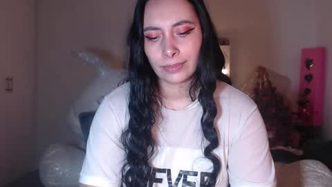 yenny online show from December 22, 4:39 am