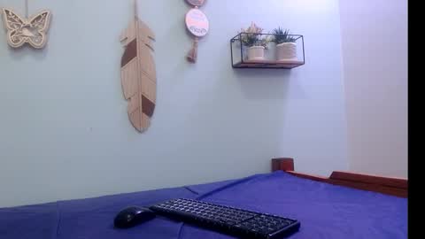 salomesmit666 online show from January 18, 8:12 pm