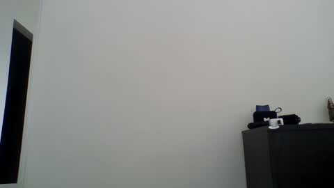 Snapshot of salomoon23 chatting on May 1, 6:12 pm INSTAGRAM luis1pedraza online show from May 1, 6:12 pm