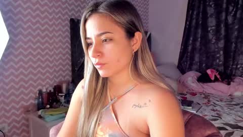 Snapshot of saloome_miller chatting on January 29, 4:36 am Salome online show from January 29, 4:36 am