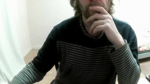 Snapshot of saltimbanquier chatting on January 6, 7:52 am Saltimbanquier Salt ou Banquier online show from January 6, 7:52 am