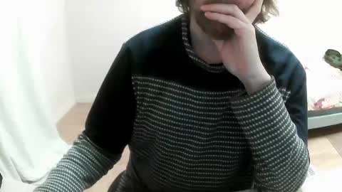 Snapshot of saltimbanquier chatting on January 7, 8:03 am Saltimbanquier Salt ou Banquier online show from January 7, 8:03 am