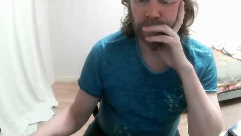 Snapshot of saltimbanquier chatting on February 14, 7:07 am Saltimbanquier Salt ou Banquier online show from February 14, 7:07 am